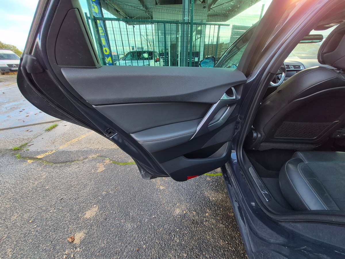 Citroën DS5 e-HDI 115 EXECUTIVE BMP6