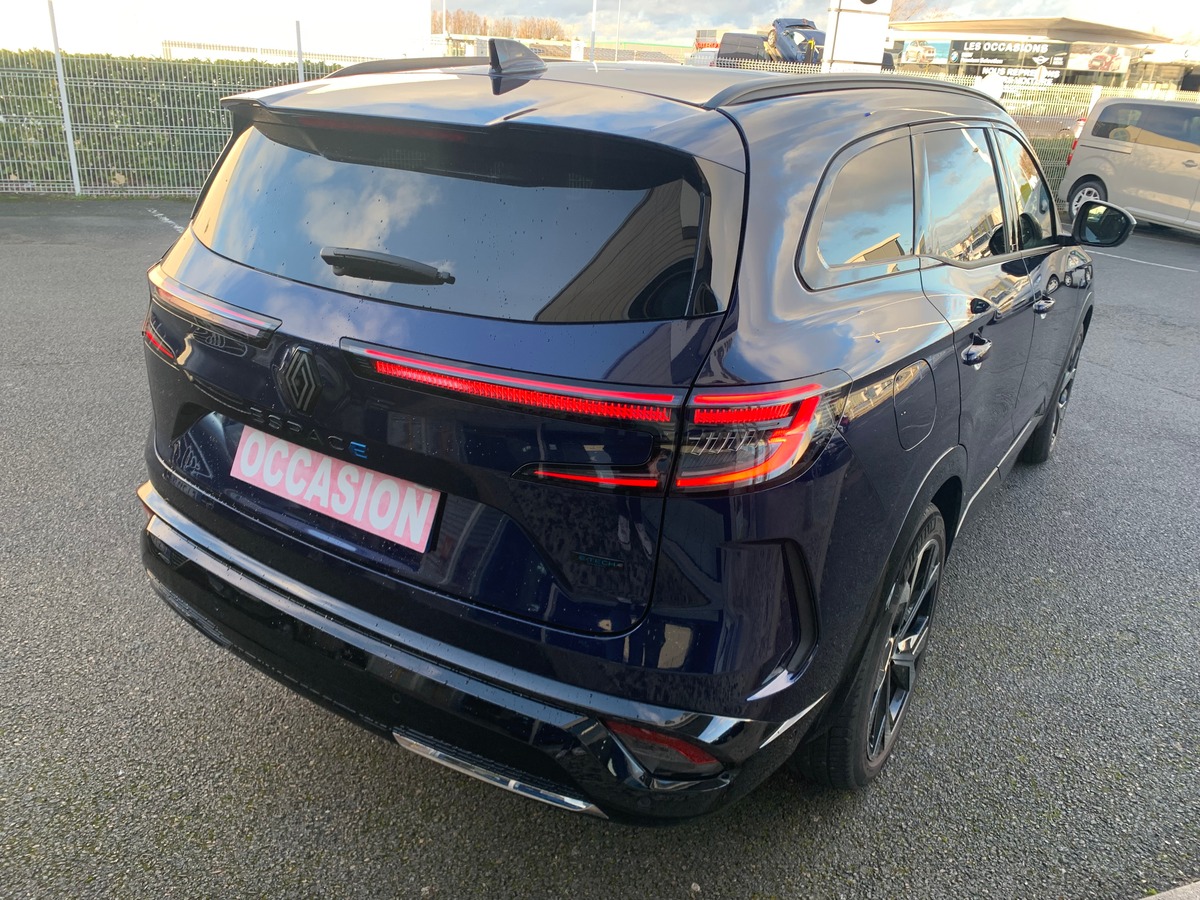 RENAULT Espace 200 | E-TECH | Esprit Alpine | 7 Places | Caméra de recul | Pack Advanced Driving