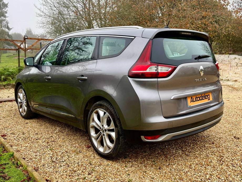 RENAULT Grand Scenic dci 110 ENERGY 7places