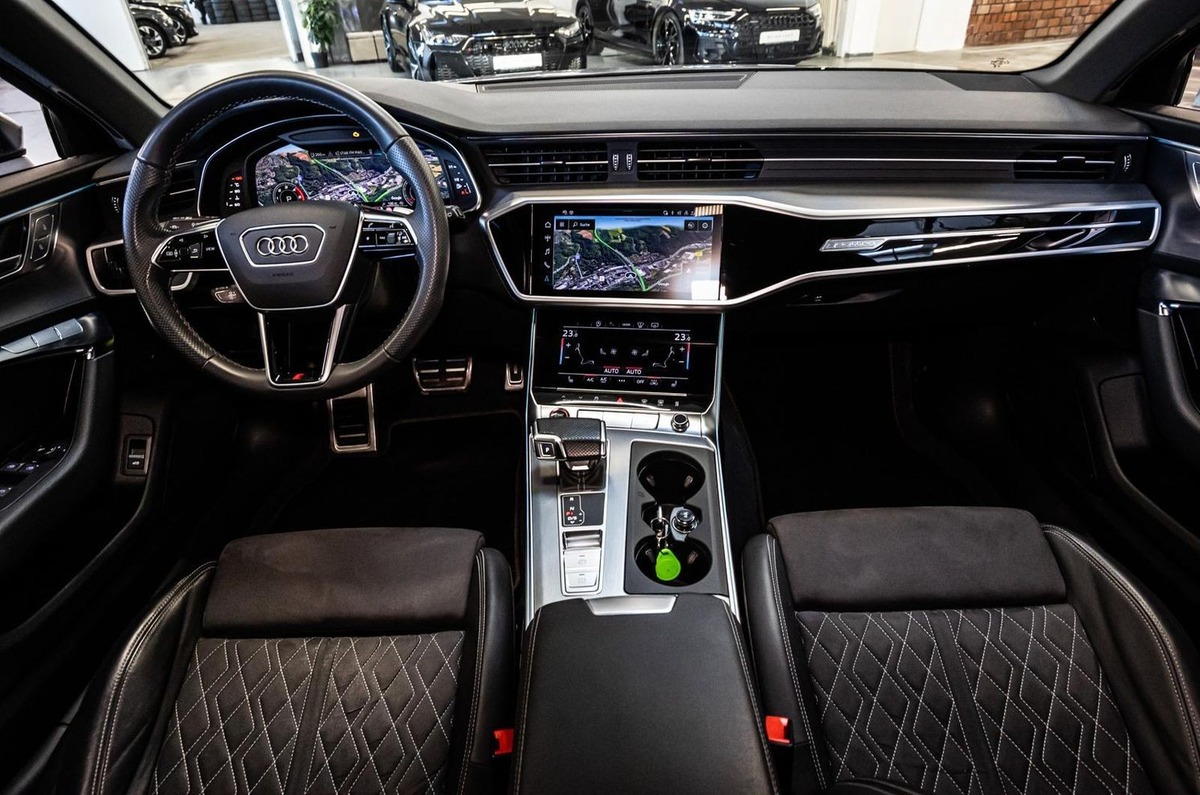 Audi S6 Avant V 3.0 TDI 344ch quattro tiptronic 8 toit ouvrant Bang&Olufsen
