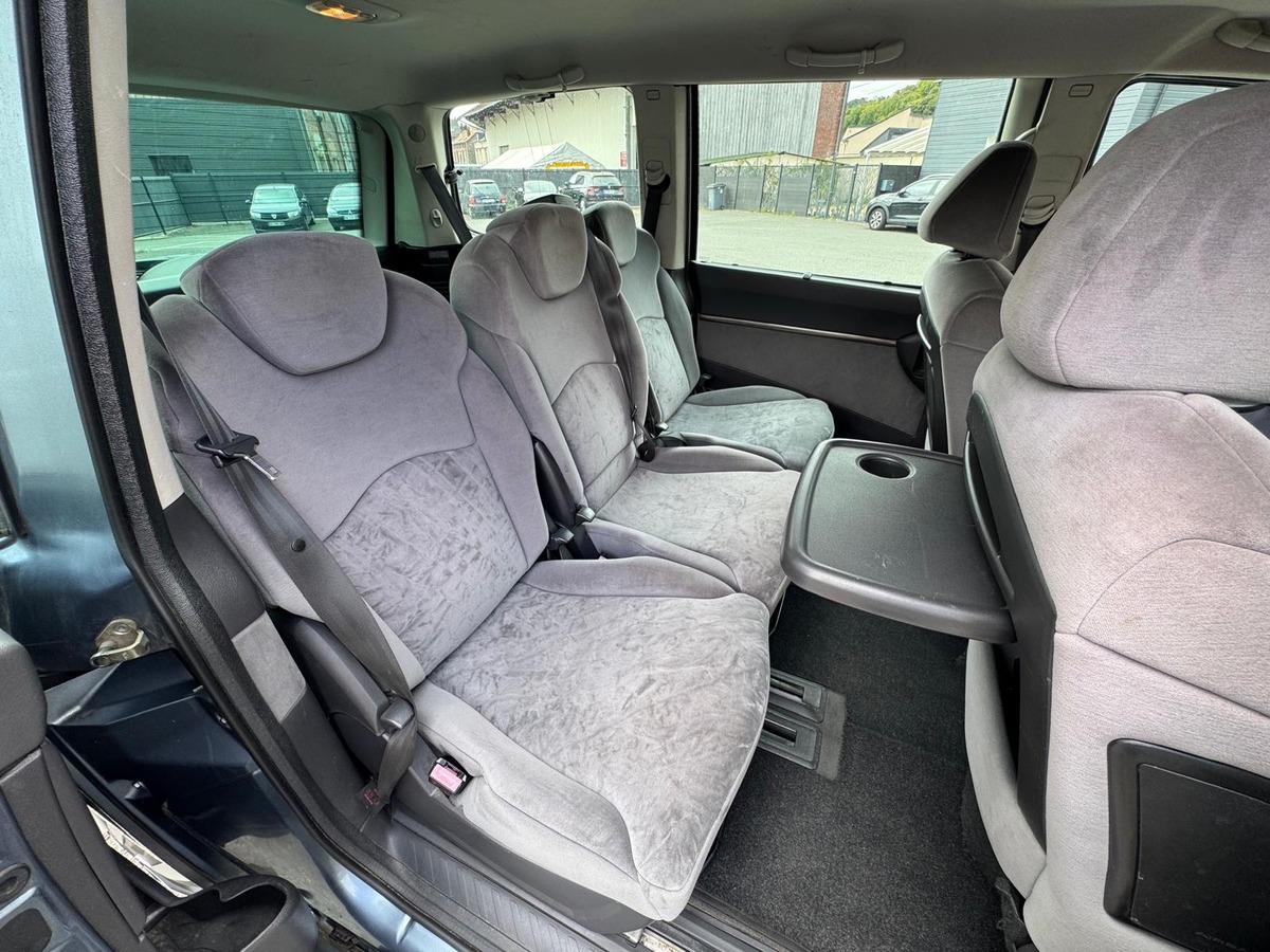 Citroën C8 2.0 HDI 120- 7 Places- Distribution neuve