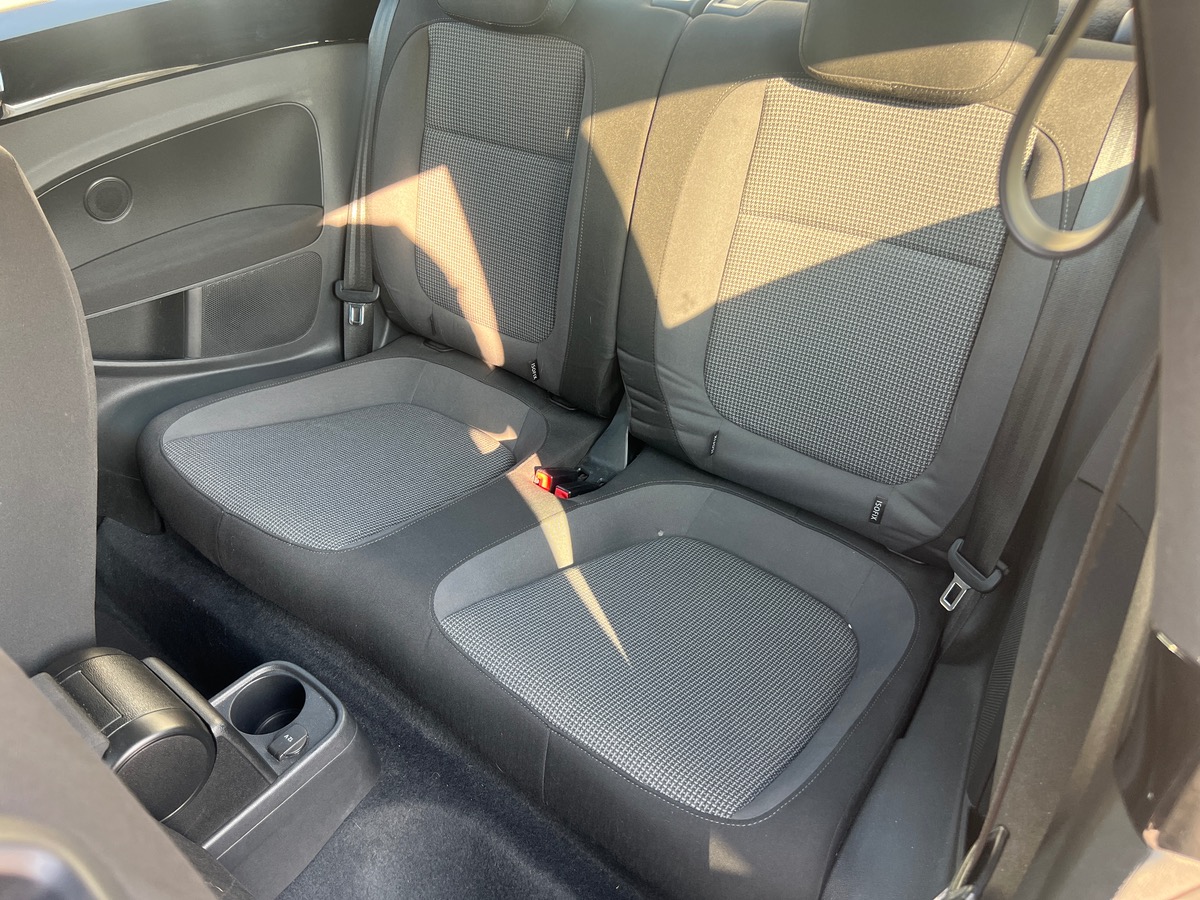 Volkswagen Beetle VINTAGE 1,2L  105cv, SUIVI COMPLET, GPS, SIEGES CHAUFFANTS