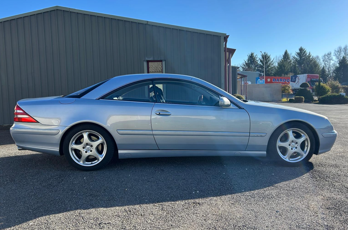 Mercedes-Benz Classe CL 600 V12 (367 ch)