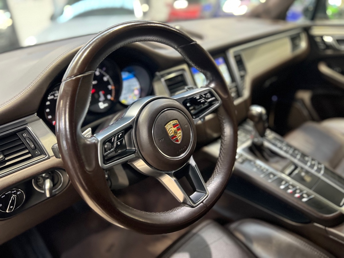 Porsche Macan TURBO 3.6 V6 PDK 400CV TO / BURMESTER / PACK CHRONO / SUIVIT COMPLET A