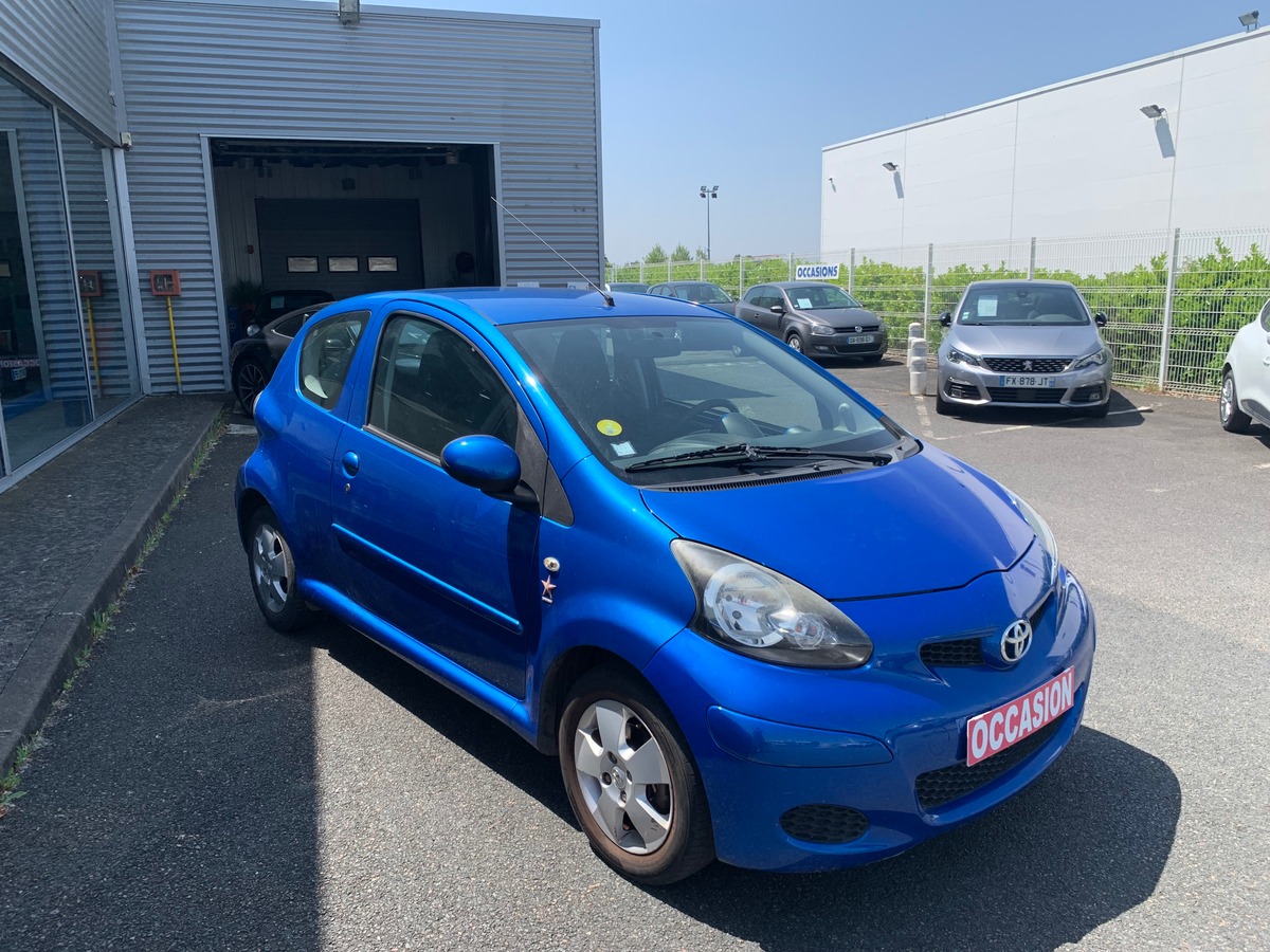 Toyota Aygo 60 ch | Climatisation | Vitres avant électriques | Verrouillage centralisé des portes
