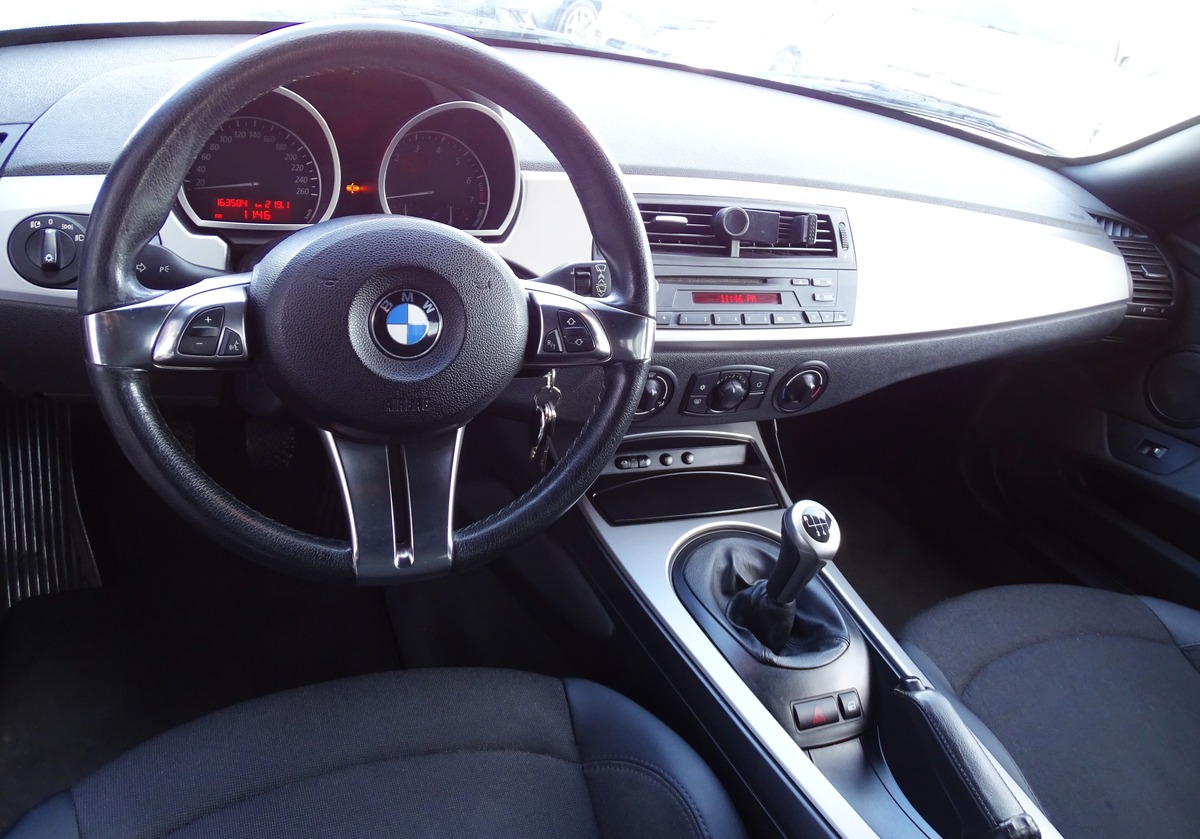 Bmw Z4 Roadster I (E85) 2.5i 177 Ch BVM6 HARD TOP