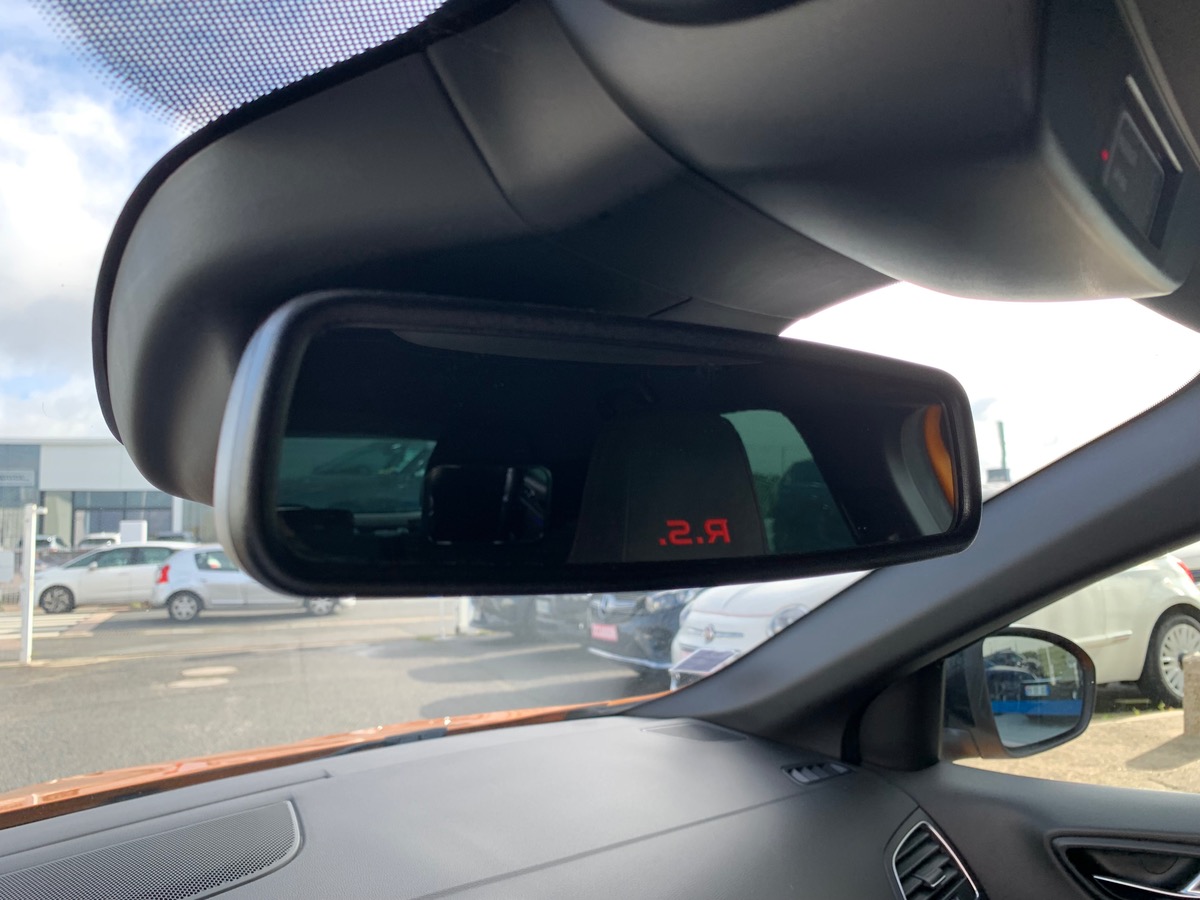 RENAULT Megane 280 ch | RS | JA 19" Interlagos diamantées | Affichage tête haute | GPS