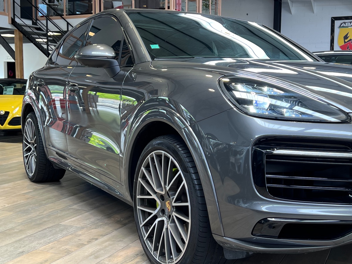 Porsche Cayenne Coupé III 3.0 V6 462 E-Hybrid zz