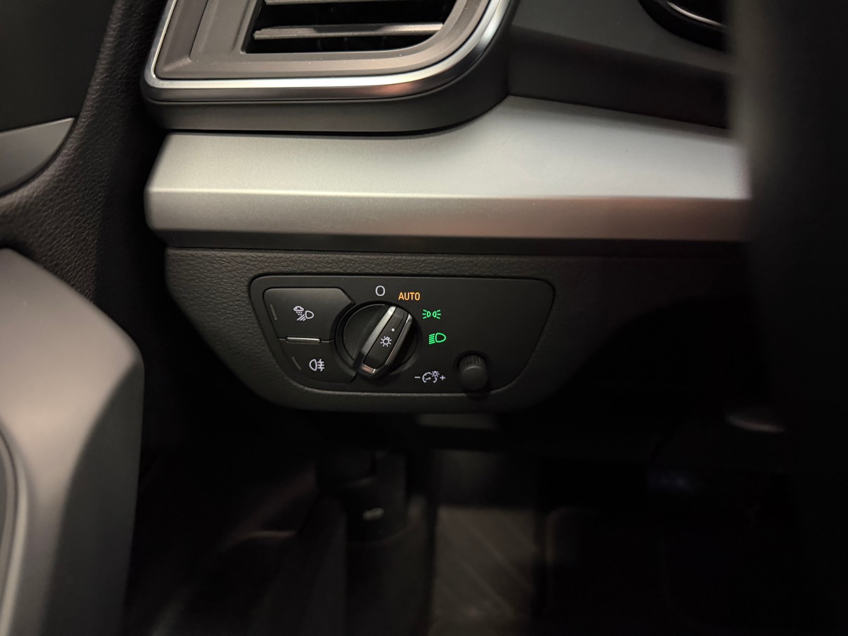 Audi Q5 55 TFSI e 367ch S line quattro S tronic 7 Toit Panoramique Ouvrant / Caméra de recul