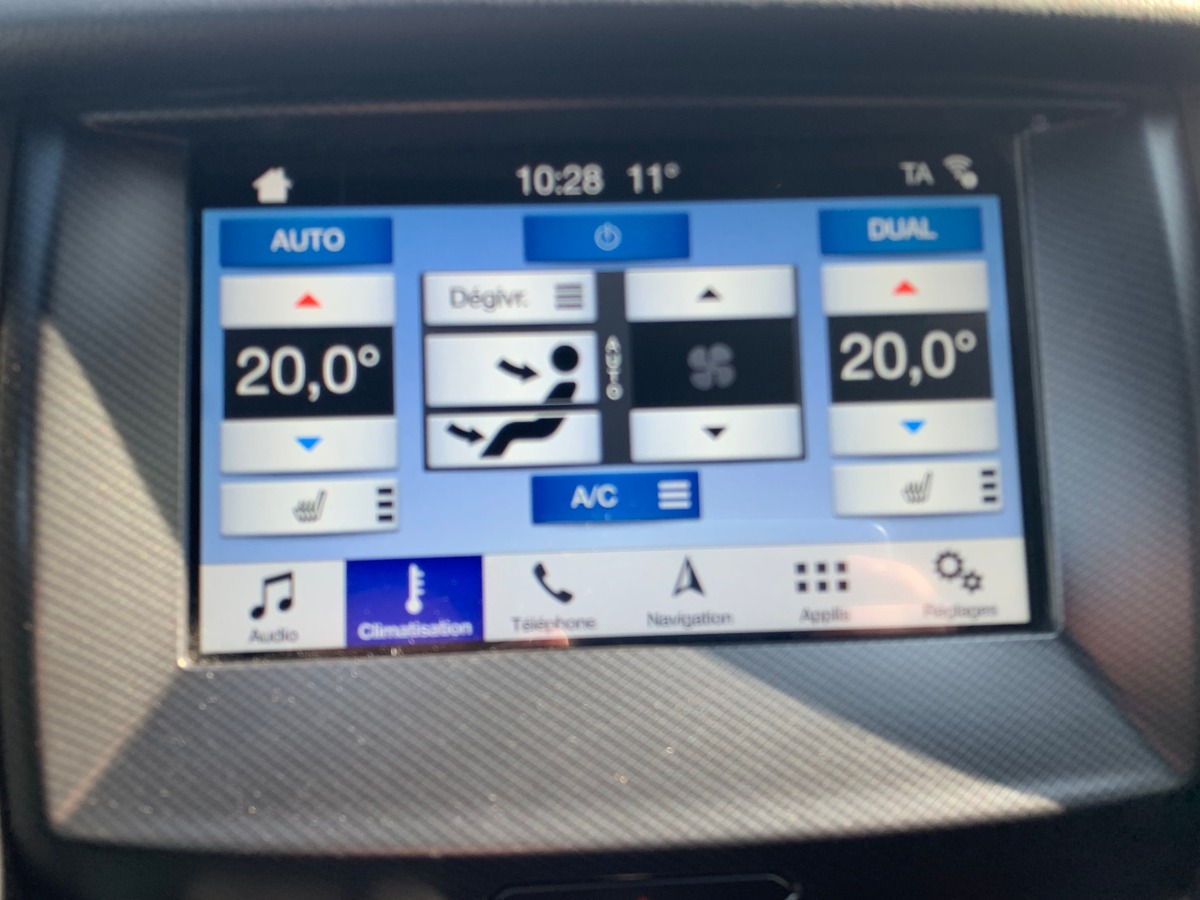 Ford Ranger 200 | 3.2TDCI 4x4 | Wildtrak | 5 Places | Attelage | Caméra recul | GPS | Apple car Play