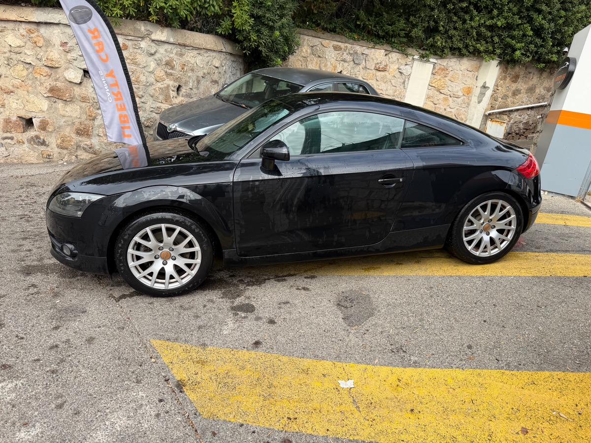 Audi TT 2.0 TFSI 200 CV / 1er Main /Courroie OK / Ambition Luxe / KM Réel /Jantes / Clim Auto