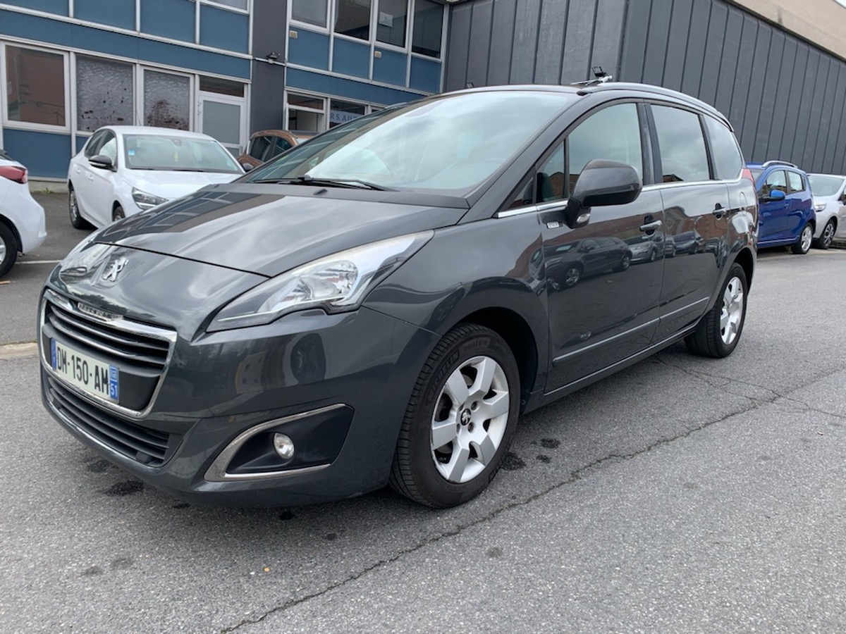 Peugeot 5008 1.6 e-HDI 115 CV styles 4X