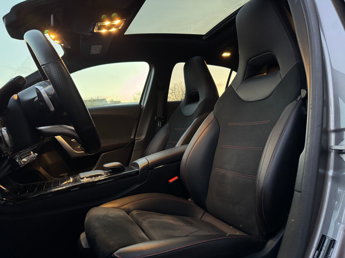 Mercedes-Benz Classe A 180 d Pack AMG Fascination 1.5 d 7G-DCT 116 cv