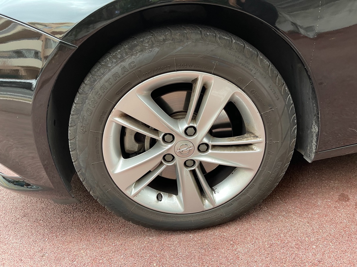 Opel Insignia grand sport 1.6 136 CV Boite neuve