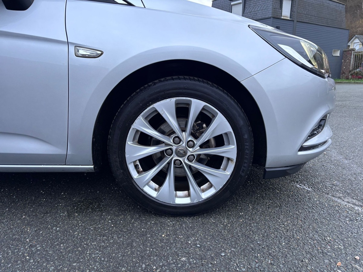 Opel Astra 1.4 SIDI 125 Turbo Carplay Innovation - Révisé - Garantie