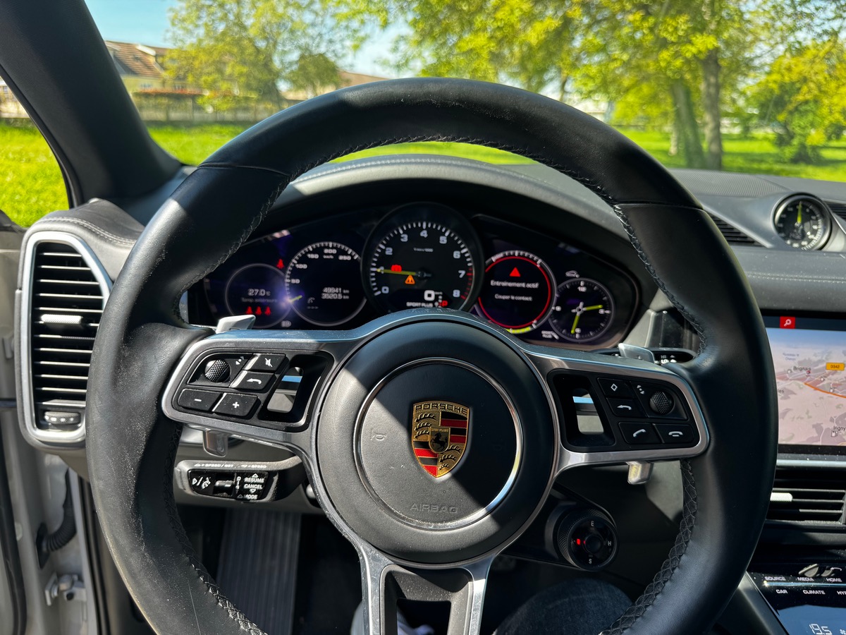 Porsche Cayenne Coupé 3.0 V6 462CV E-HYBRIDE
