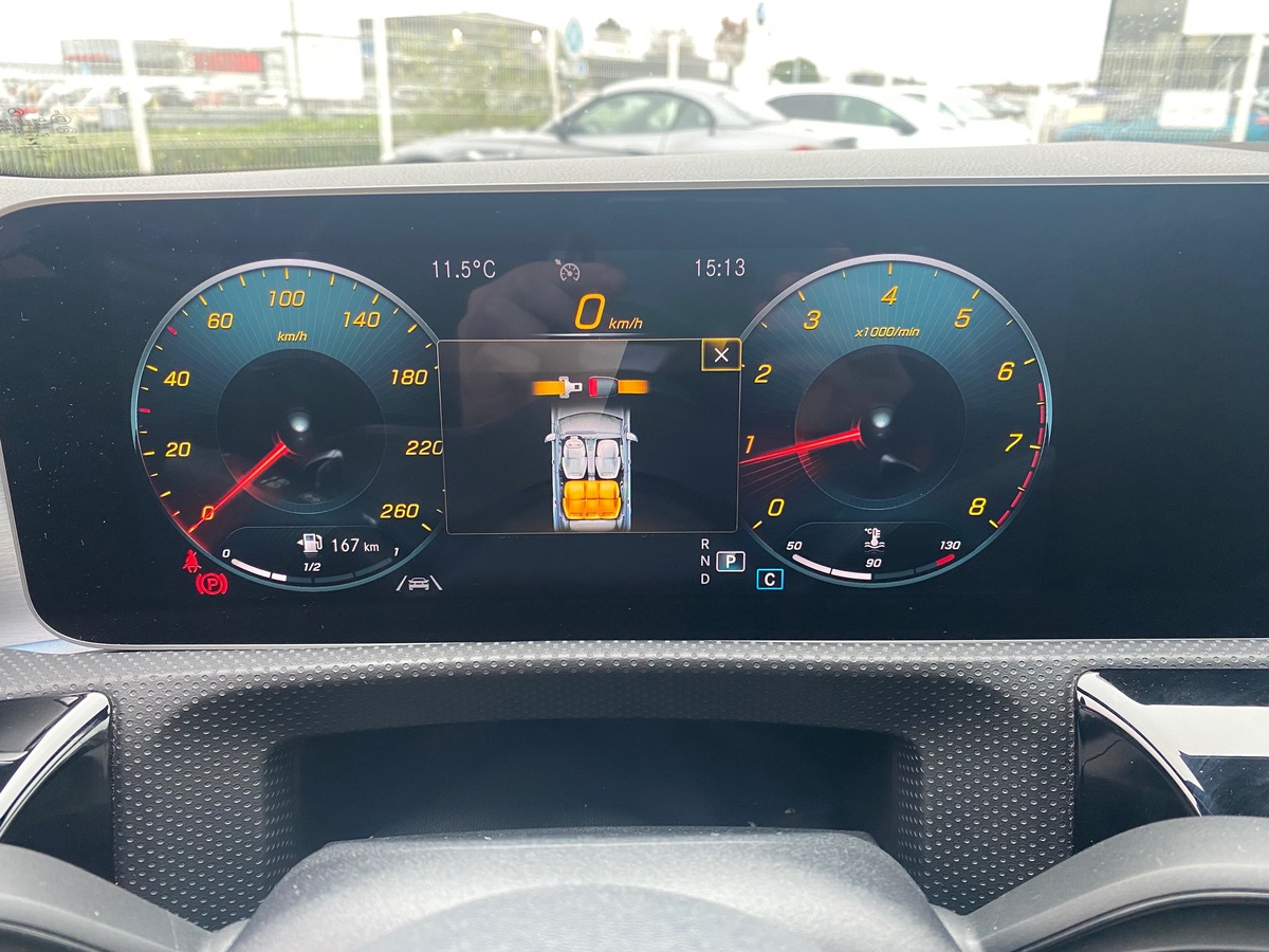 Mercedes-Benz CLA Shooting Brake 163 ch | AMG LINE | Pack premium plus | Avertisseur d'angle mort