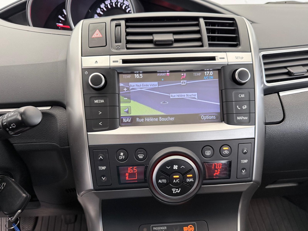 Toyota Verso 2.0 D4 - D 124  Première main