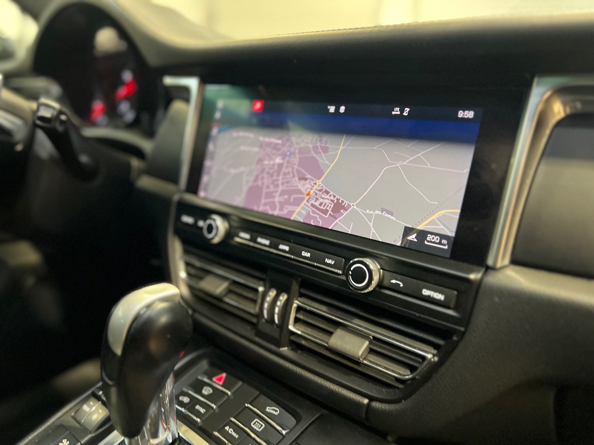 Porsche Macan II 2.0 245 PDK7 /TOIT PANO/ECHAPPEMENT SPORT/