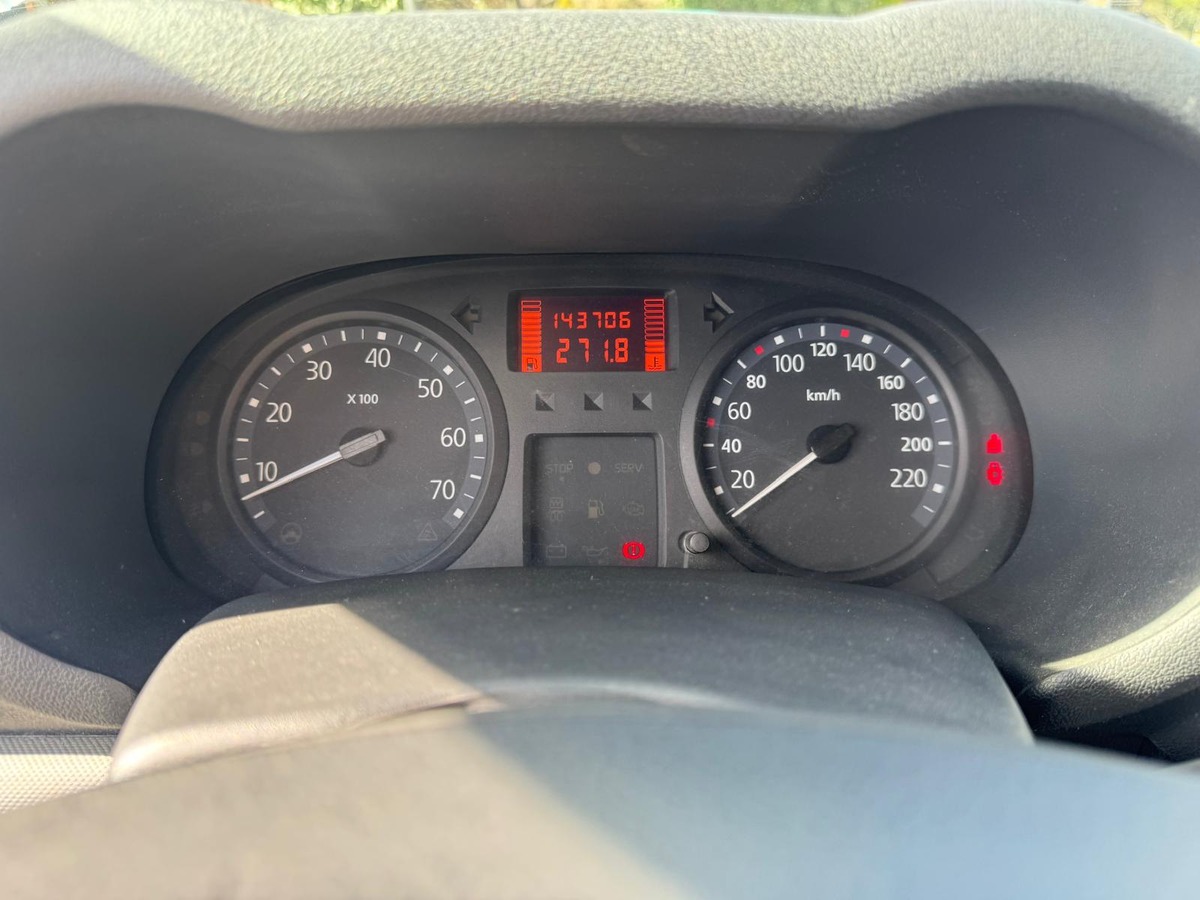 RENAULT Clio II Phase 2 1.2 Campus - 5 portes - Distribution neuve - Garantie