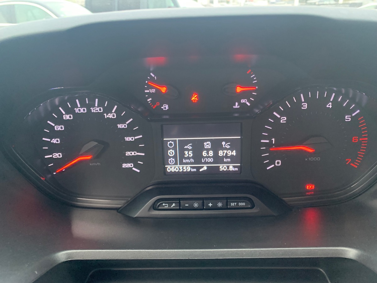 Peugeot Partner 102 ch | TVA Récupérable | GPS | Caméra de recul | Régulateur de vitesse