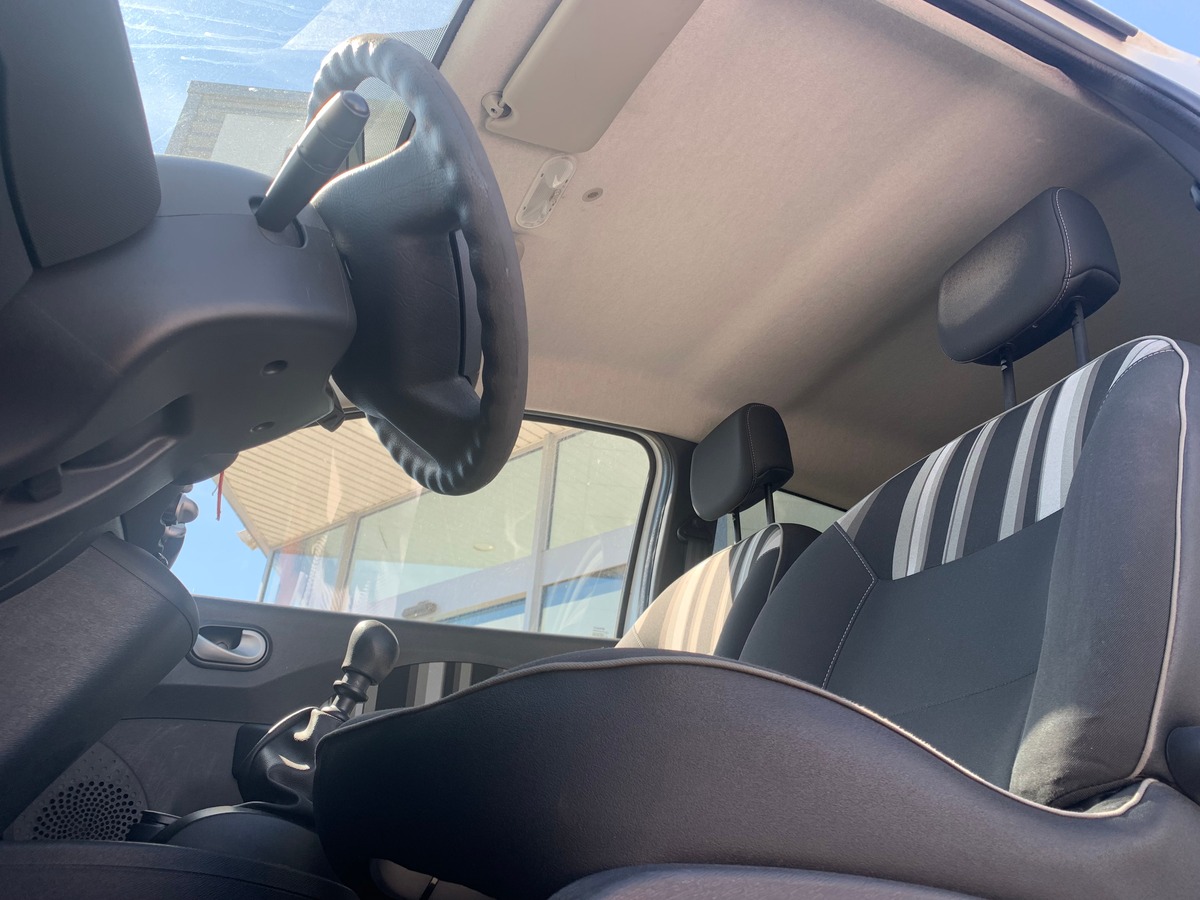 RENAULT Twingo 75 chevaux | Life | Premiére MAIN | Climatisation | Roue secours | Ordinateur de bord