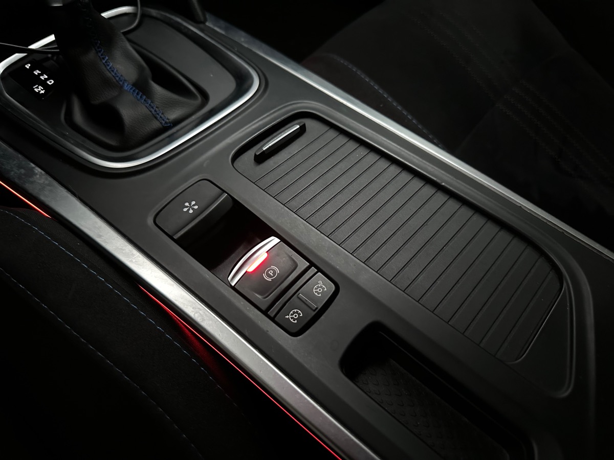 RENAULT Megane 1.6 TCe 205ch energy GT EDC Pack Bose / entretien complet Renault