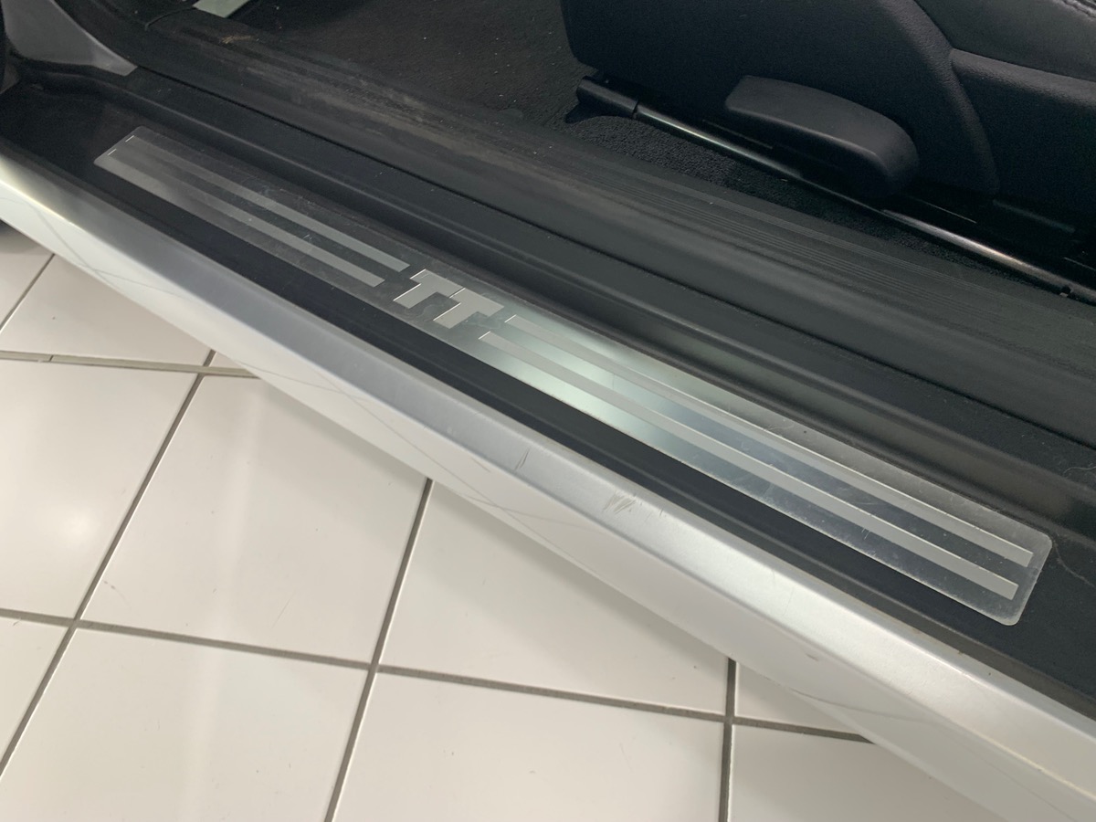 Audi TT 180 ch | Cuir | Radio | Distribution et Pompe à eau ok | Jantes Alu | Airbags