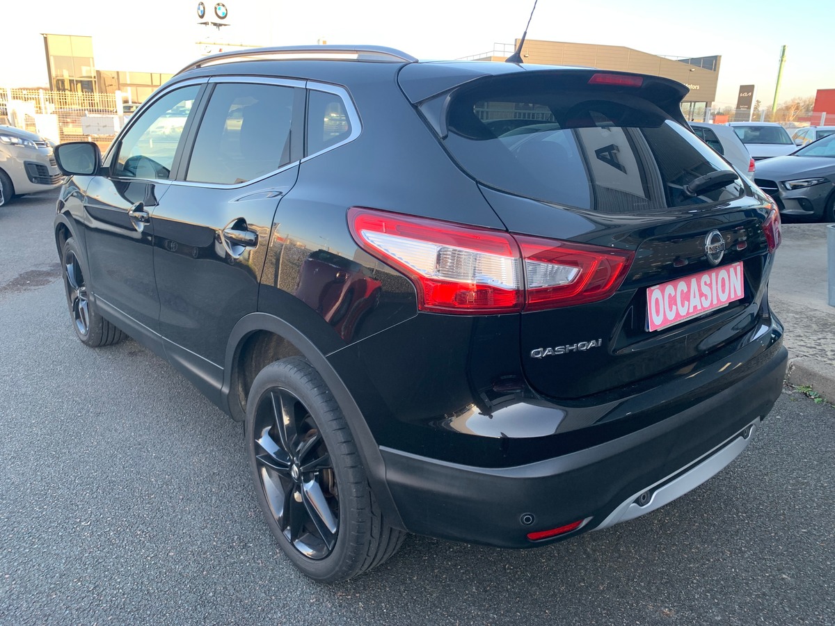 Nissan Qashqai 130 ch | Black edition | Caméra vue panoramique 360° | Toit panoramique | Jantes Alu