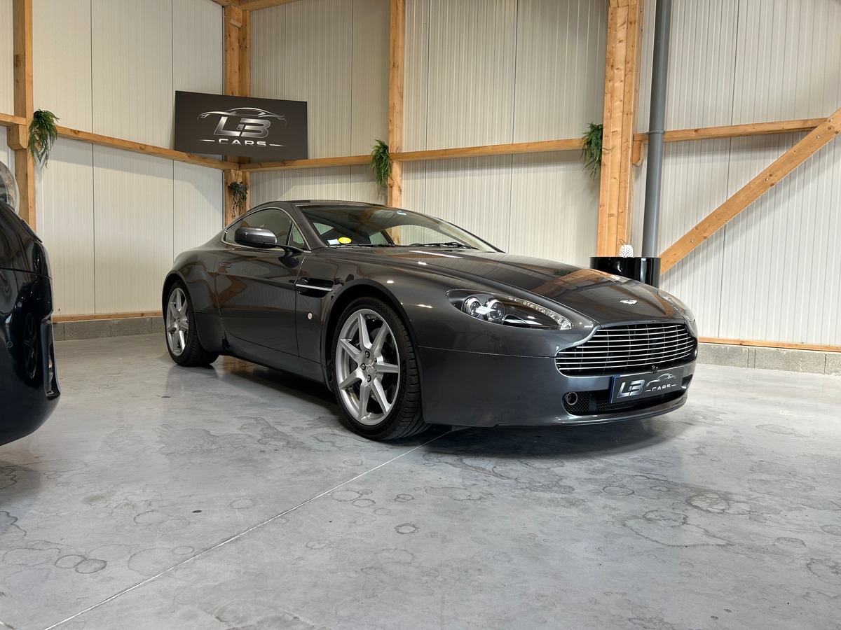 Aston Martin V8 Vantage 4.3 385 cv Boîte auto