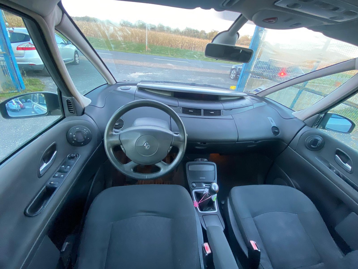 RENAULT Espace iv 2.0 dci 150cv 248170km 7 places 