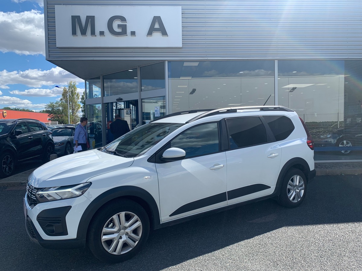 Dacia Jogger 140 | EXPRESSION | Hybride | Radar | Attelage | Bluetooth | Climatisation | Régulateur