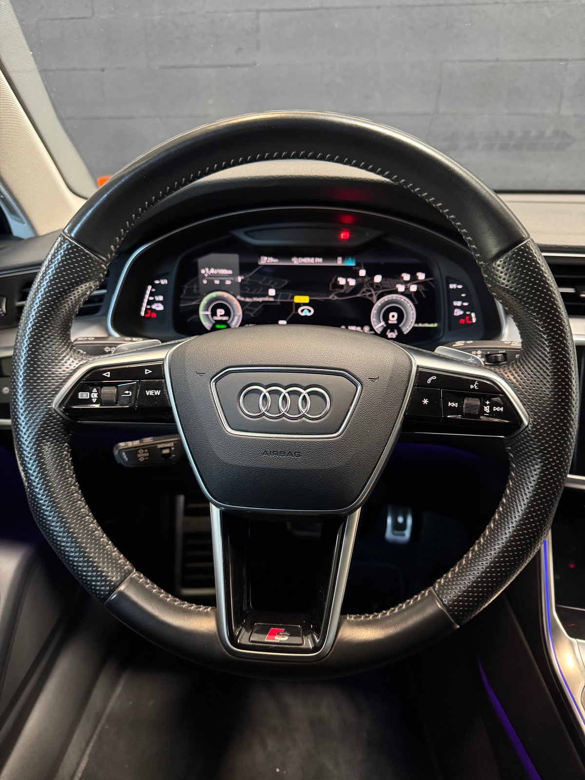 Audi A6 Avant 55 TFSI e 367ch Compétition S-Line Quattro S Tronic 7