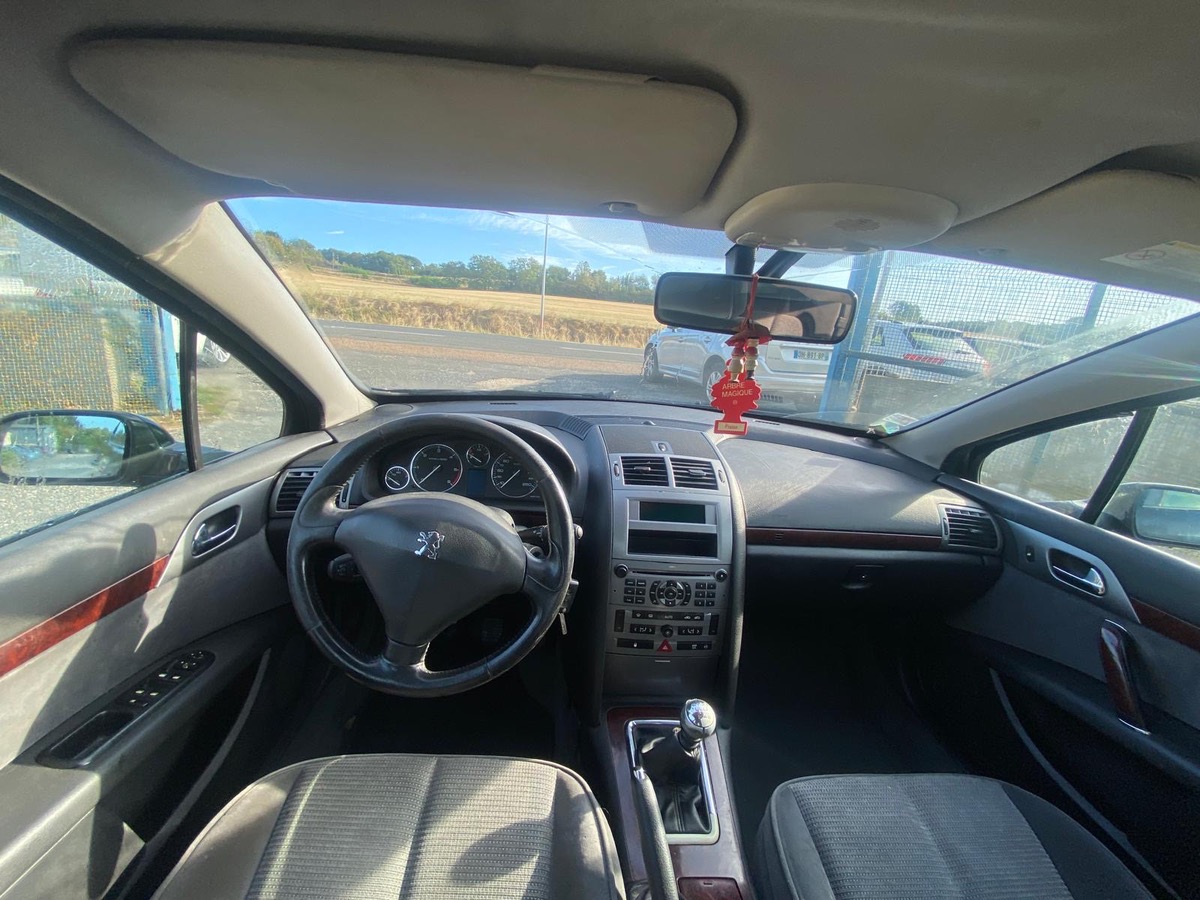 Peugeot 407 2.0 hdi 136cv confort 220000km