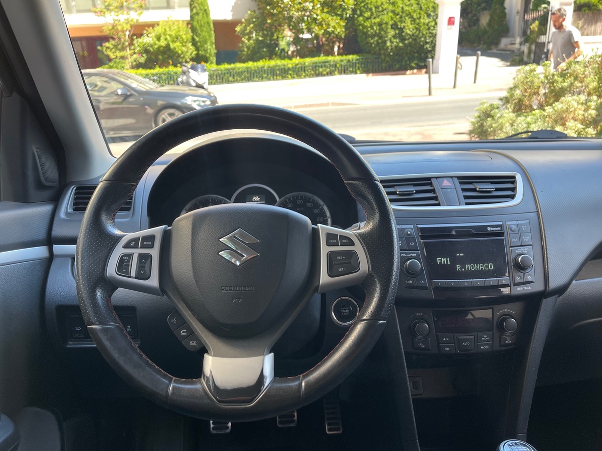 Suzuki Swift Sport 1.6 VVT 136 CV / 5 Portes / Jantes / Clim Auto