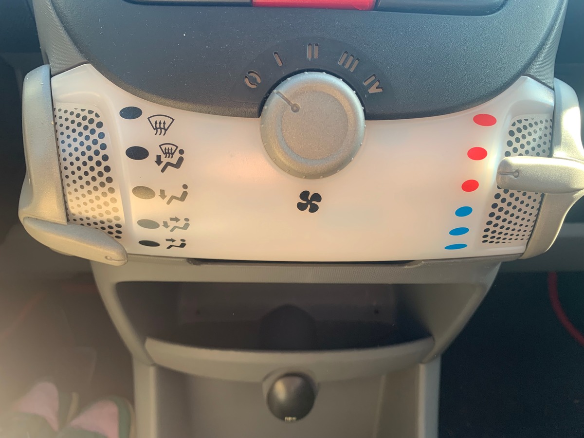 Citroën C1 68 chevaux | 1.0i | Confort | Premiére MAIN | 3 Portes | Direction assistée | Airbags