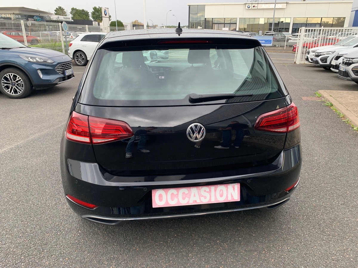 Volkswagen Golf 125 | Sound | Caméra recul | Régulateur | GPS | Apple car play | Attelage amovible