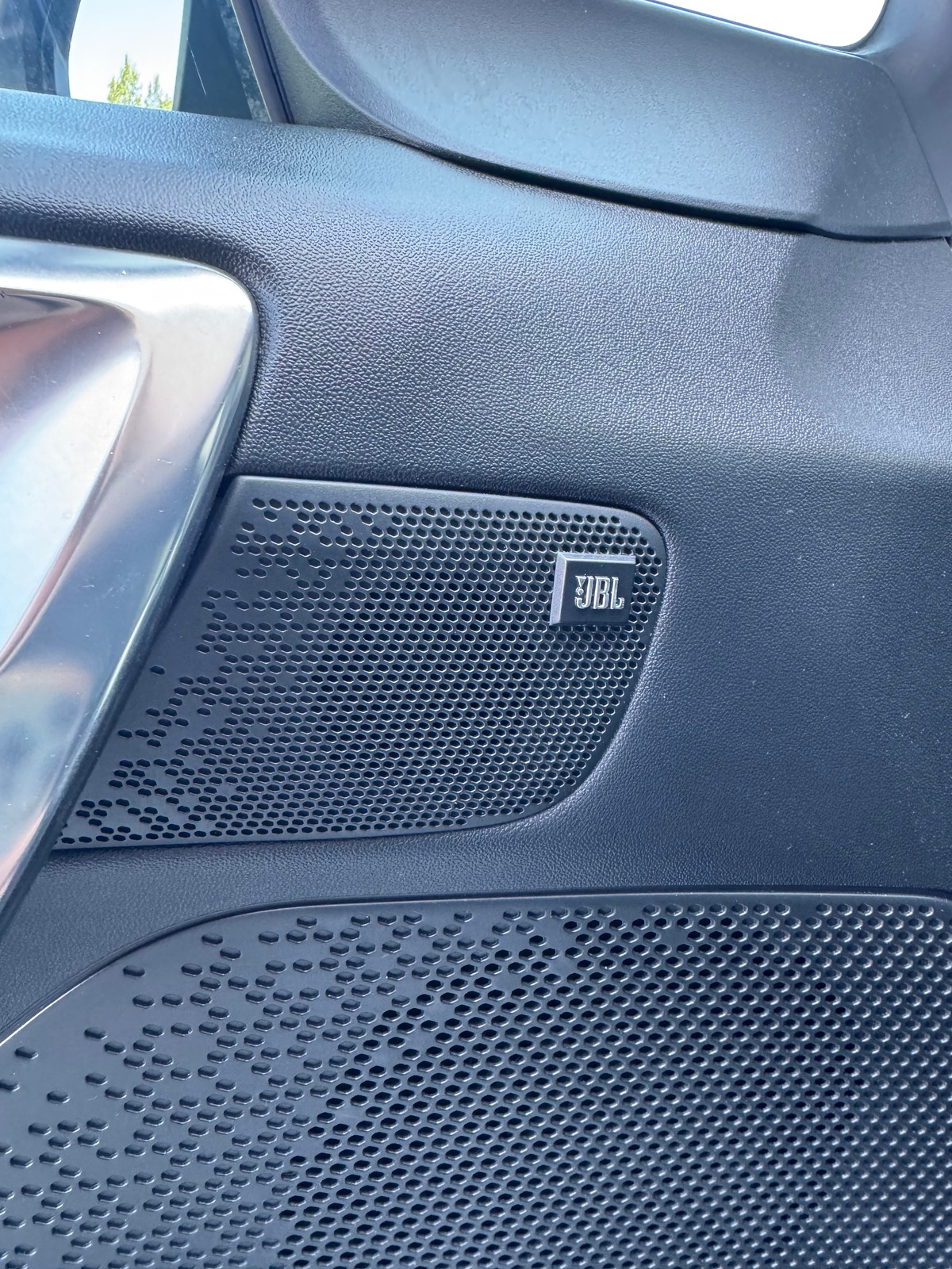 Peugeot 208 XY JBL 1.6 e-HDi 115 BVM6 Park Assist