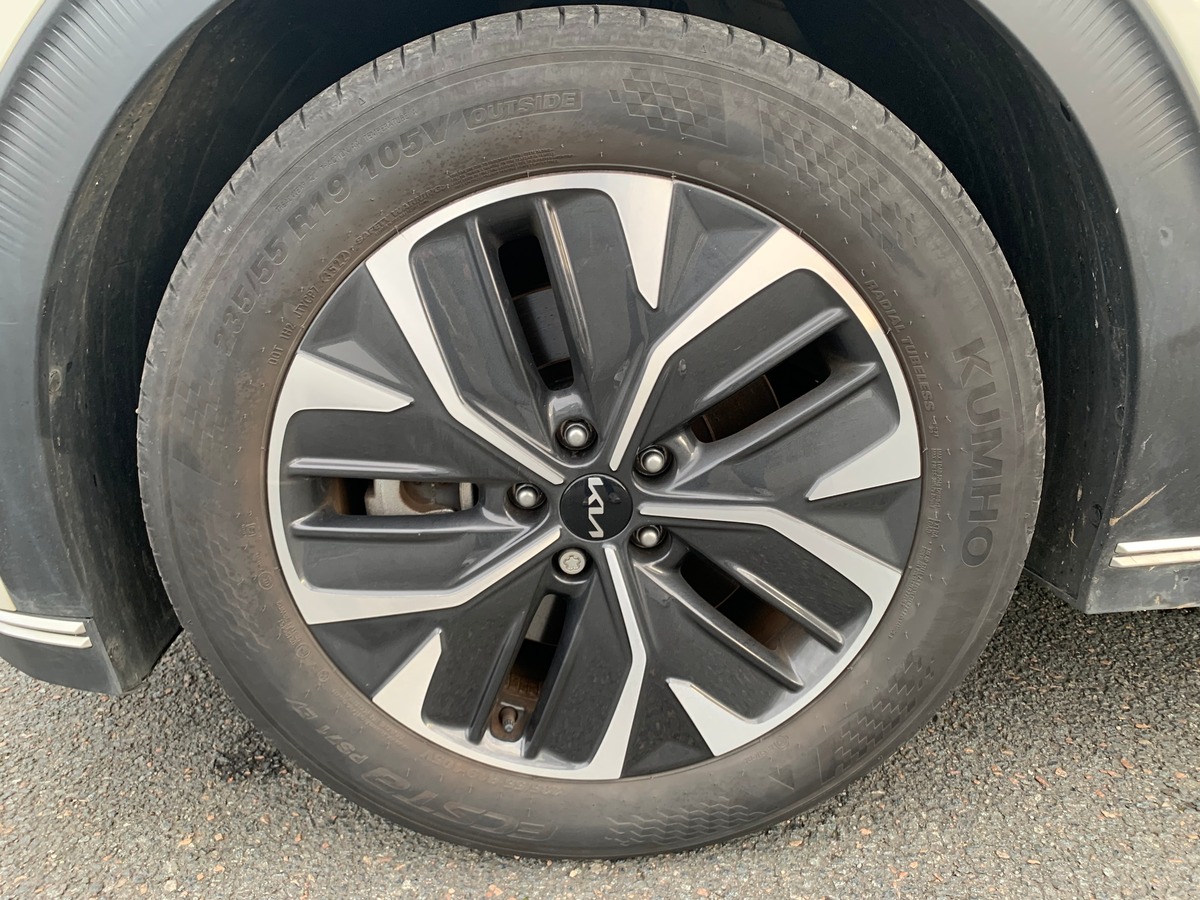 Kia EV6 229 | Active | Caméra recul | Démarrage sans clé | Radar arriére | Régulateur adaptatif