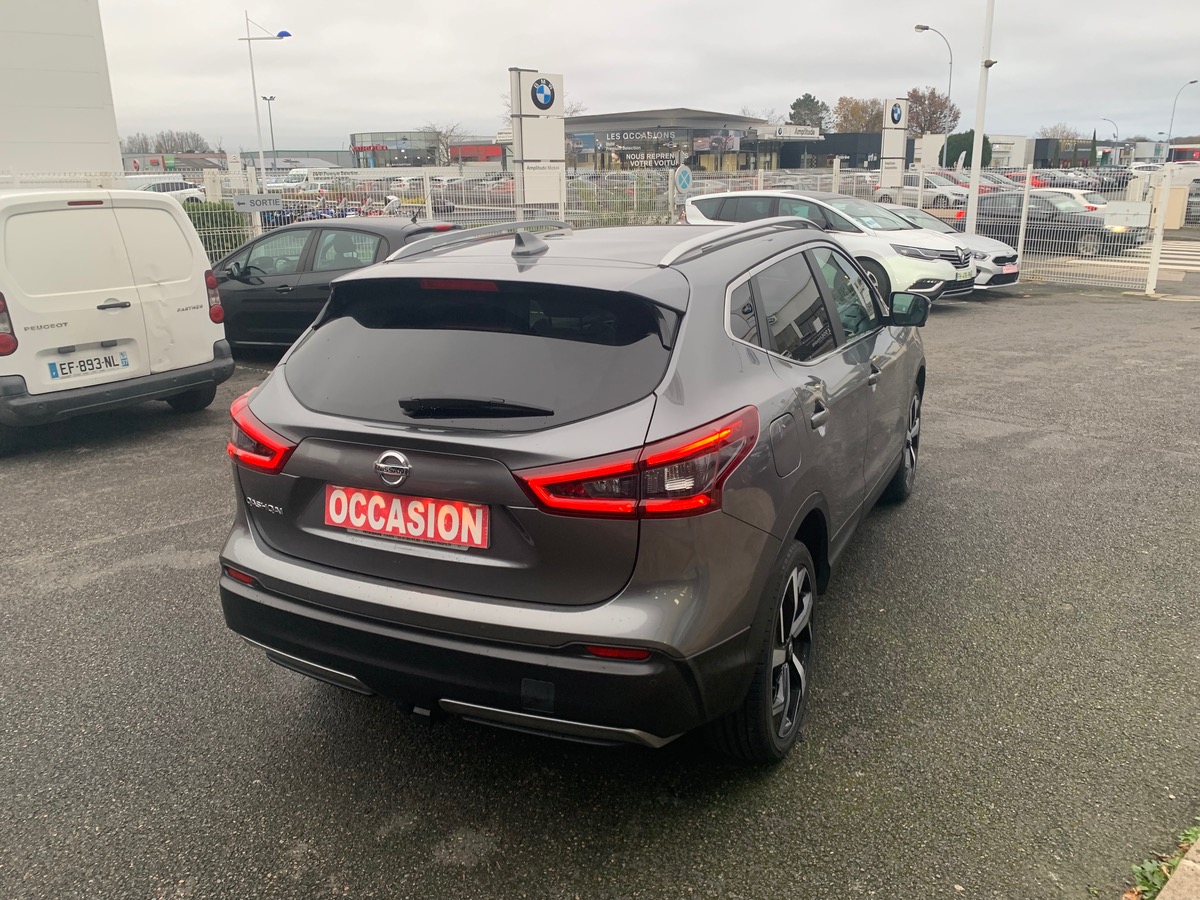 Nissan Qashqai 130 ch | Tekna | Toit Panoramique | Caméra 360° | GPS | Attelage | Barres de Toit
