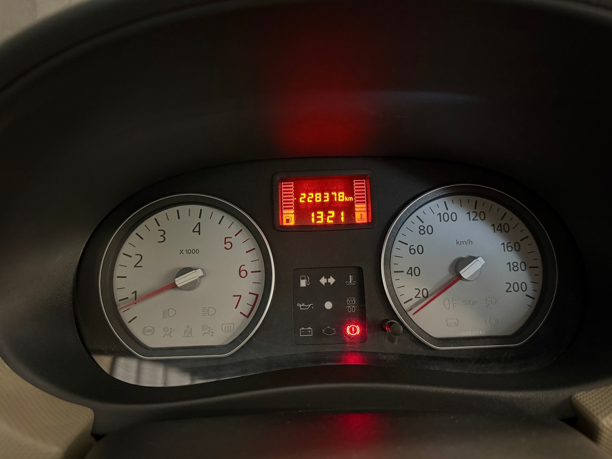 Dacia Sandero 1.5 dci 86CH / Kit distri ok / Climatisation