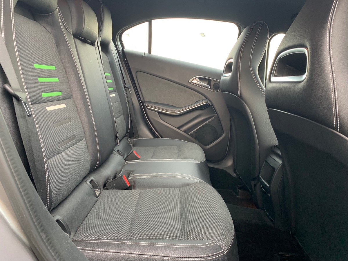 Mercedes-Benz Classe A 136 | Sport Edition | GPS | Caméra recul | Démarrage sans clé | Jantes Alu 18