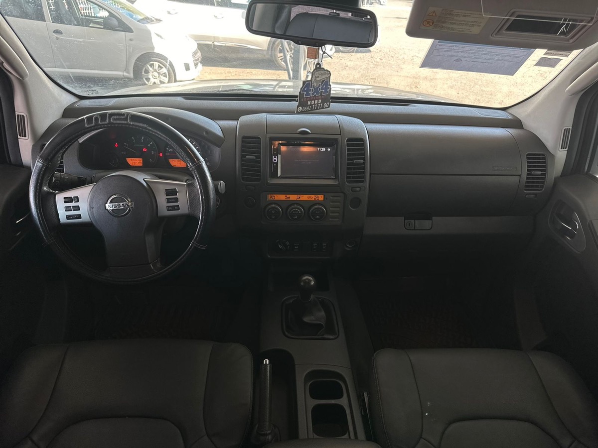Nissan Navara 2.5L 174 CH 5 PLACES SPORT AUTO X