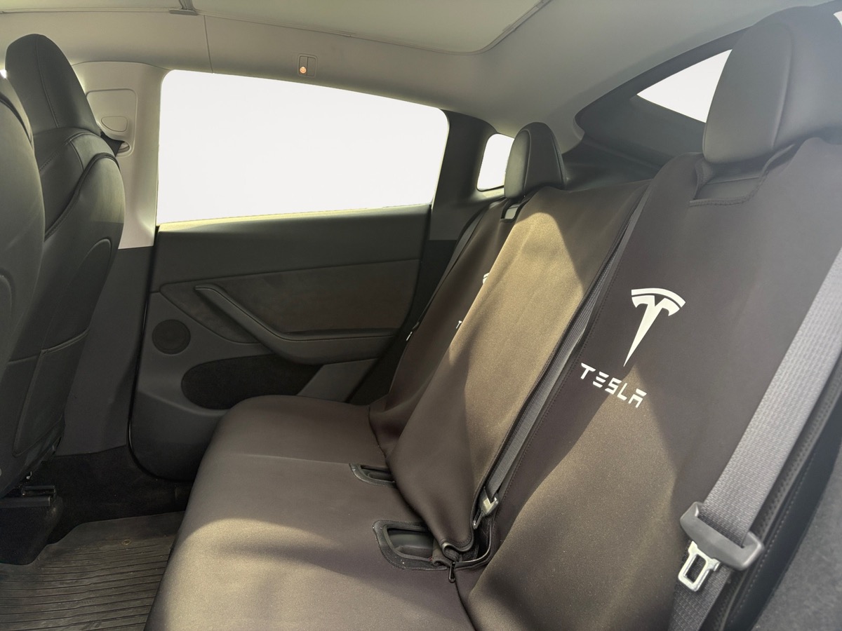Tesla Model Y STANDARD RANGE 299CH