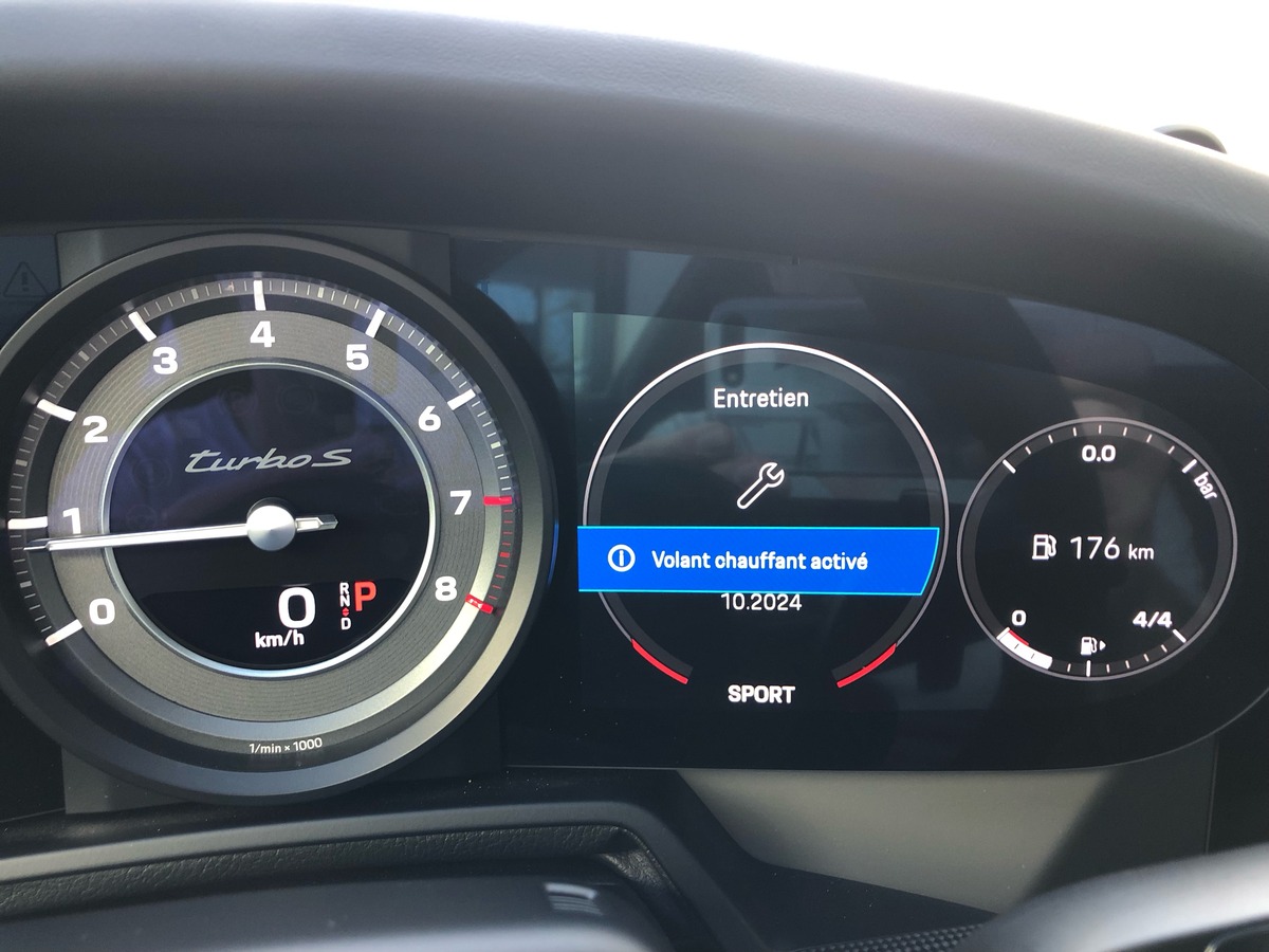 Porsche 911 TURBO S COUPE / TVA / 13464 KMS