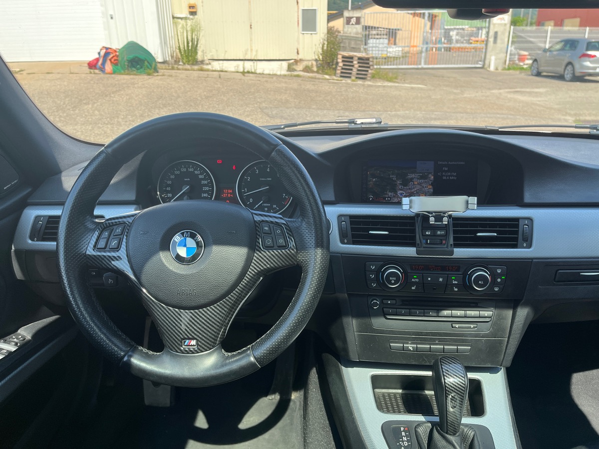 Bmw Série 3 Touring (E91) LCI 330i 272ch BVA Pack M, Suivi complet, Attelage RDSO, Toit panoramique