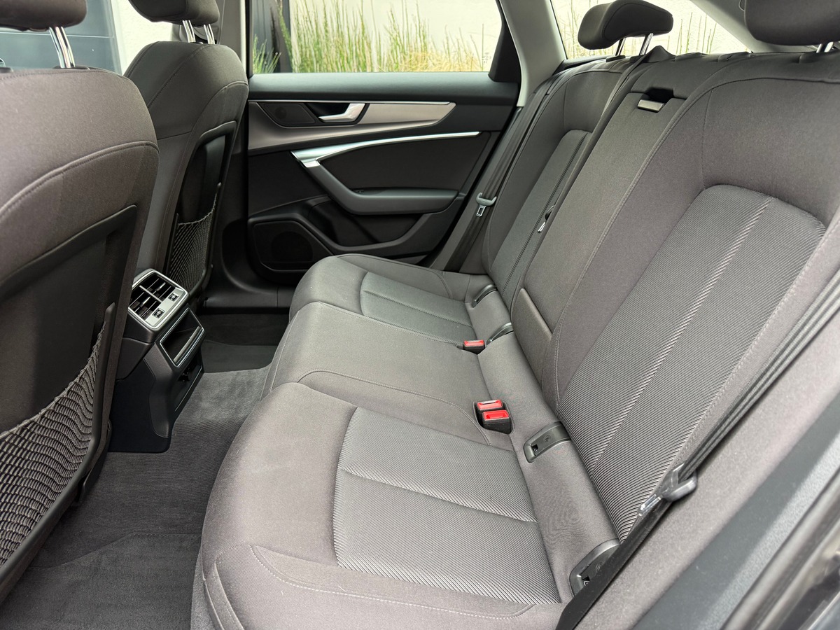 Audi A6 Avant 40 TDI 204 CH BUSINESS LINE / TOIT PANO / TVA / 87043 KMS