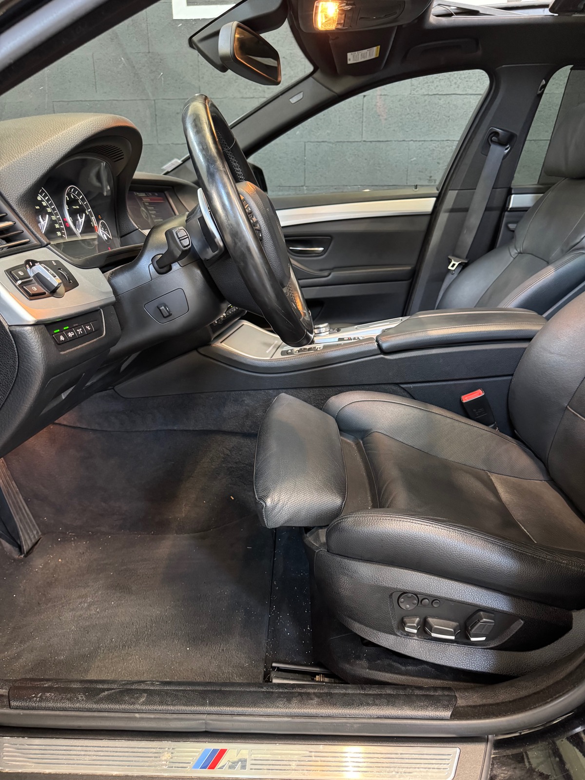 Bmw 535 i (F11) Finition M Sport Design x-drive 306ch BVA8