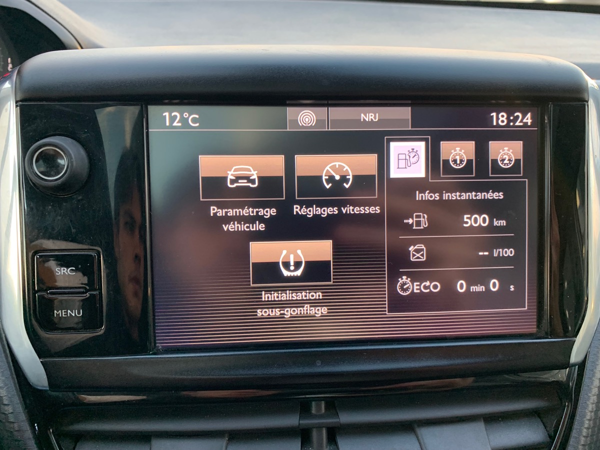 Peugeot 2008 120 ch | Crossway | Caméra de recul | Toit panoramique | GPS | Grip control