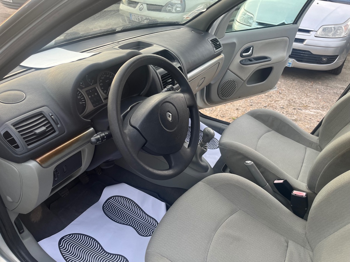 RENAULT Clio 1.4I 16V
